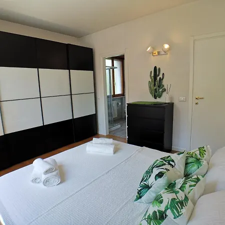 Convenient Family With Private Parking Apartment Mestre
