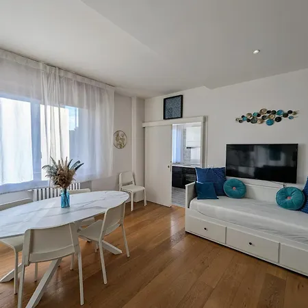 Apartment Convenient Family With Private Parking